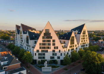 Nieuwsoverzicht: Topman DAF vertrekt en grootste penthouse wacht nog op koper