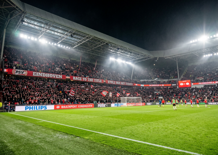 PSV fungeert als scherprechter in seizoensslot: 'FC Twente moet hopen op fantasie-elftal'