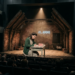 Parktheater transformeert tot het Achterhuis: lokale actrice schittert in musical 'Je, Anne'